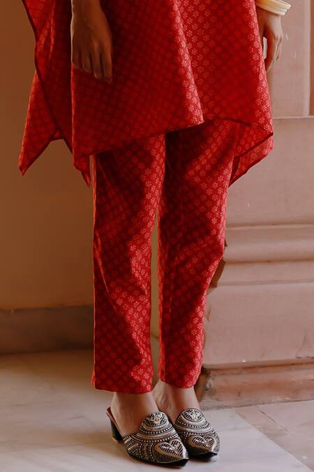 Avacara Orange Chanderi Print Hand Block Round Neck Butti Kurta With Pant Online at Aza Fashions Avacara_Orange Chanderi Print Hand Block Round Neck Butti Kurta With Pant _Online_at_Aza_Fashions