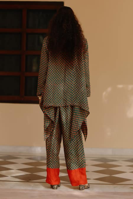 Avacara Silk Hand Block Print Kurta With Pant 