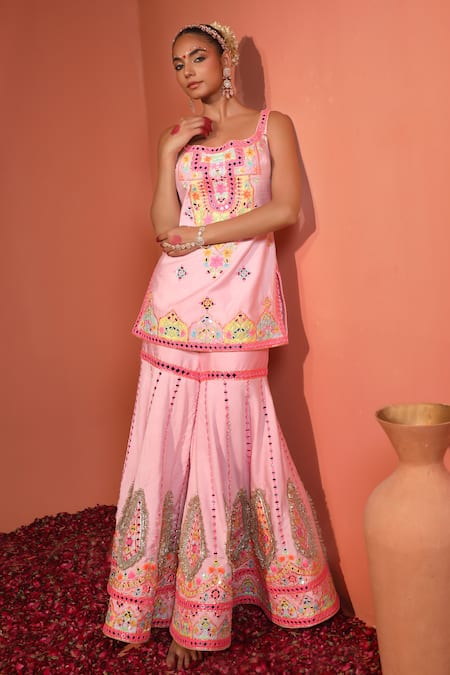 Rajbinder Chahal Floral Applique Embroidered Kurta Gharara Set 