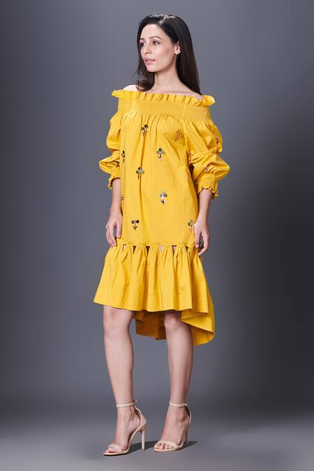 Deepika Arora Yellow Cotton Sequins Off-shoulder Off Embroidered Dress With Belt at Aza Fashions Deepika Arora_Yellow Cotton Sequins Off-shoulder Off Embroidered Dress With Belt_at_Aza_Fashions