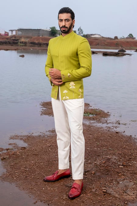 Runit Gupta Reindeer Meadow Embroidered Jodhpuri Set 