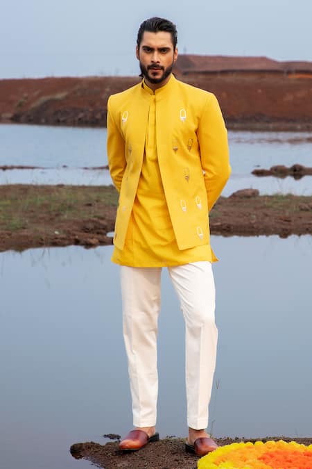 Runit Gupta Khidki Applique Embroidered Jodhpuri & Kurta Set 