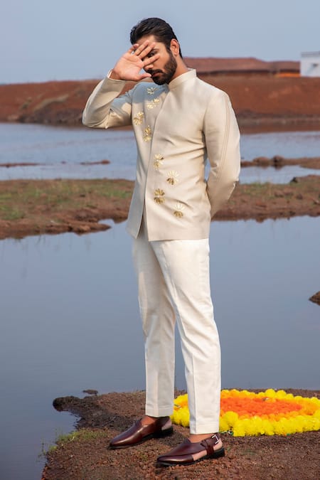 Runit Gupta Enchanted Lotus Applique Embroidered Jodhpuri Set 