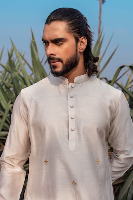 Shop_Runit Gupta_Ivory Kurta Chanderi Silk Hand Embroidered Metallic Trims And Zari Aero Set _at_Aza_Fashions