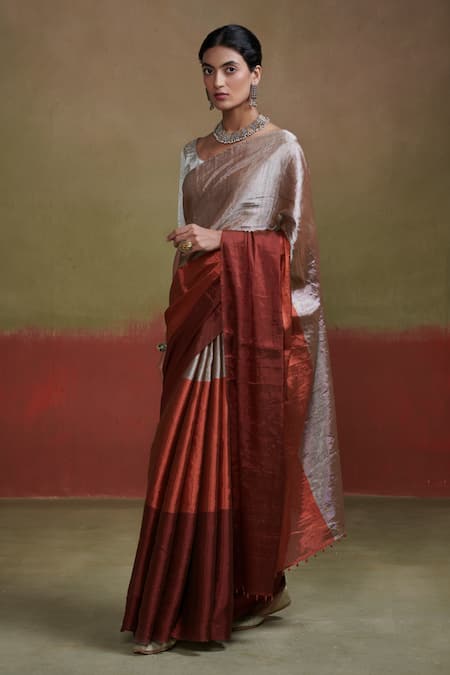Dressfolk_Silver Handloom Cotton Color Blocked Silk Saree With Running Blouse _Online_at_Aza_Fashions