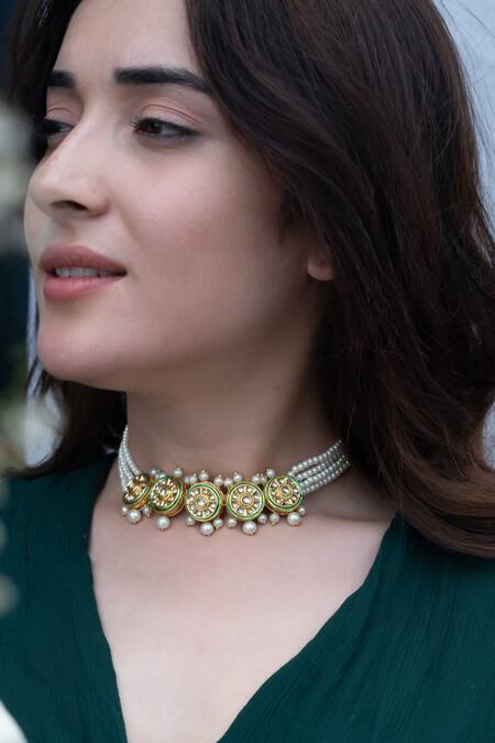 Shop_Do Taara_Gold Plated Kundan And Pearl Embellished Choker Necklace _Online_at_Aza_Fashions