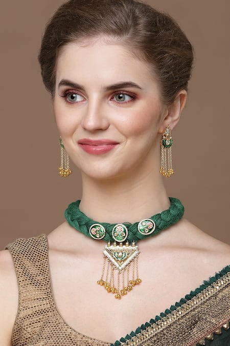 Dugran By Dugristyle Lotus Shaped Hand Braided Pendant Choker Set 