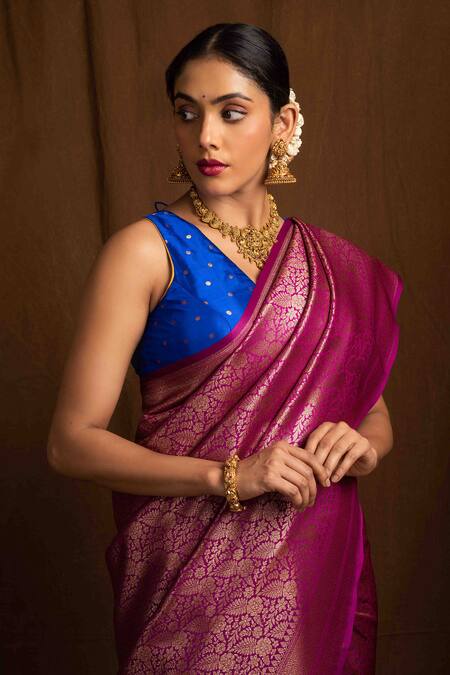 Devissha_Blue Brocade V-neck Sleeveless Banarasi Pattern Blouse _Online_at_Aza_Fashions