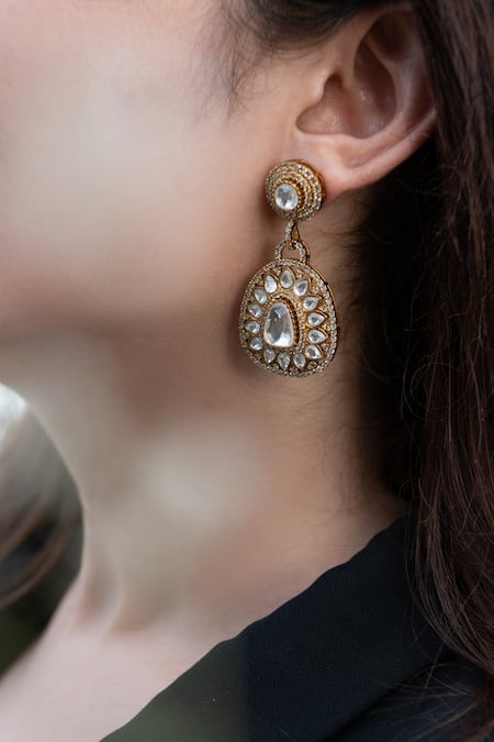 Shop_Do Taara_Gold Plated Floral Cut Work Embellished Necklace Set_Online_at_Aza_Fashions