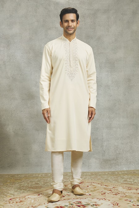 Shop Aariyana Couture Cream Silk Mirrors, Embroidery Mughal Flora Art Sherwani And Kurta Set Shop_Aariyana Couture_Cream Silk Mirrors, Embroidery Mughal Flora Art Sherwani And Kurta Set