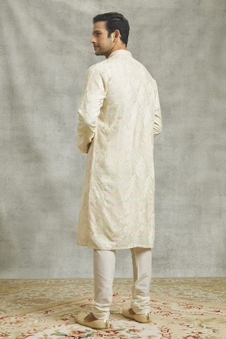 Shop Aariyana Couture Green Silk Embroidery Abstract Geometric Kurta Set at Aza Fashions Shop_Aariyana Couture_Green Silk Embroidery Abstract Geometric Kurta Set _at_Aza_Fashions