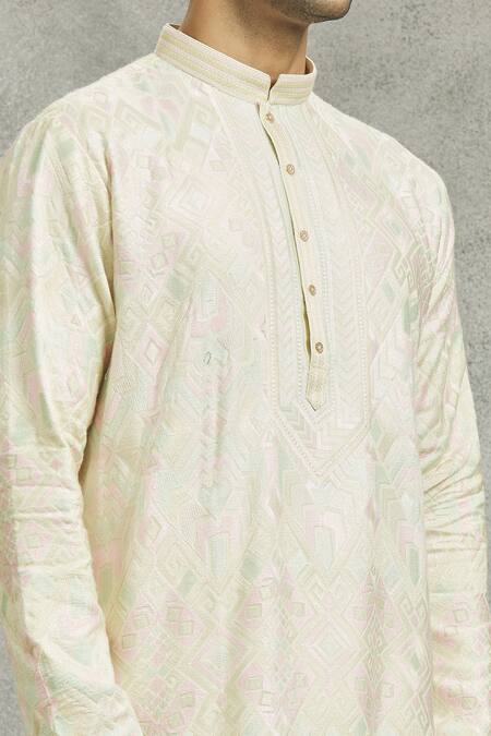 Shop Aariyana Couture Green Silk Embroidery Abstract Geometric Kurta Set Shop_Aariyana Couture_Green Silk Embroidery Abstract Geometric Kurta Set