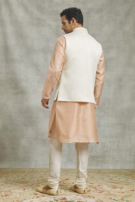 Aariyana Couture Flora Garden Embroidered Bundi Kurta Set 