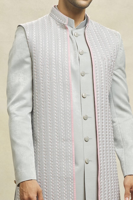 Shop Alaya Advani Grey Zero Velvet Foliage Vine Embroidered Bundi Kurta Set Shop_Alaya Advani_Grey Zero Velvet Foliage Vine Embroidered Bundi Kurta Set