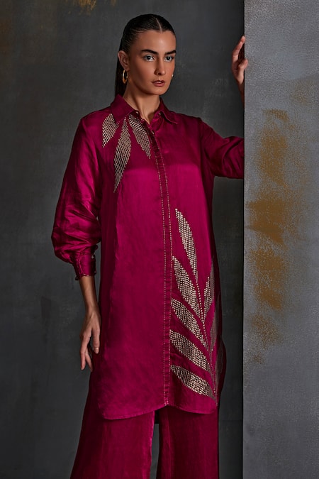 Namrata Joshipura_Magenta Linen, Satin Sequins Collared Calathea Embellished Boxy Tunic _Online_at_Aza_Fashions
