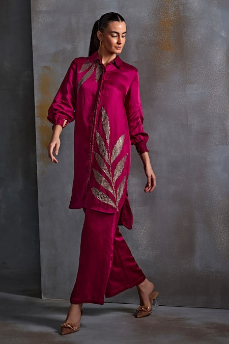 Shop_Namrata Joshipura_Magenta Linen, Satin Sequins Collared Calathea Embellished Boxy Tunic _Online_at_Aza_Fashions