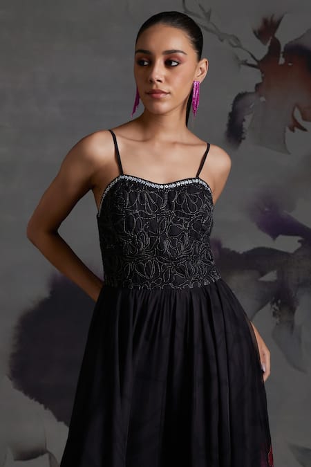 Verb By Pallavi Singhee Black Organza Beads, Embroidery Sweetheart Neck Bodice Dress Online at Aza Fashions Verb By Pallavi Singhee_Black Organza Beads, Embroidery Sweetheart Neck Bodice Dress _Online_at_Aza_Fashions