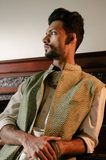 Shop Ankita Shahabadi Green Silk Printed Chevron Hand Embroidered Nehru Jacket at Aza Fashions Shop_Ankita Shahabadi_Green Silk Printed Chevron Hand Embroidered Nehru Jacket _at_Aza_Fashions