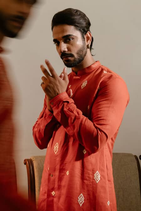 Ankita Shahabadi Naitri Embroidered Kurta 