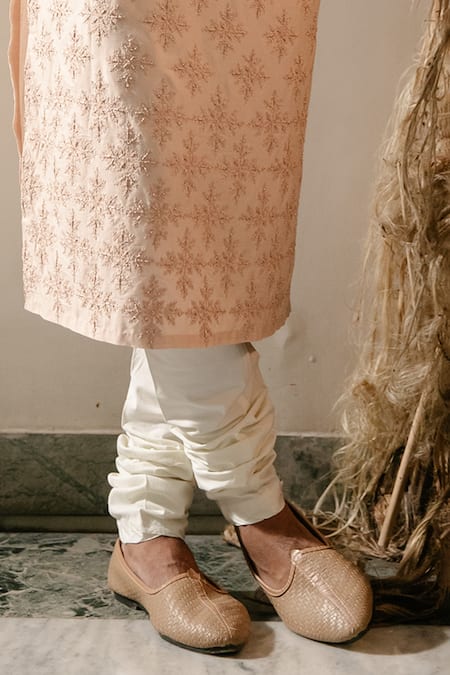 Ankita Shahabadi_Pink Silk Hand Embroidered Jaal Tanveer Kurta _Online_at_Aza_Fashions