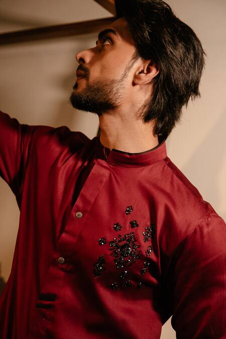Ankita Shahabadi_Wine Silk Hand Embroidered Floral Devarsh Kurta _Online_at_Aza_Fashions