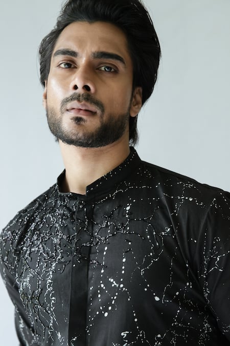 Ankita Shahabadi Ainaa Embroidered Kurta 