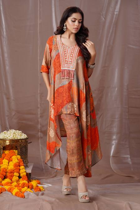 Off white and tangerine embroidered kurta and pants - Set Of Two