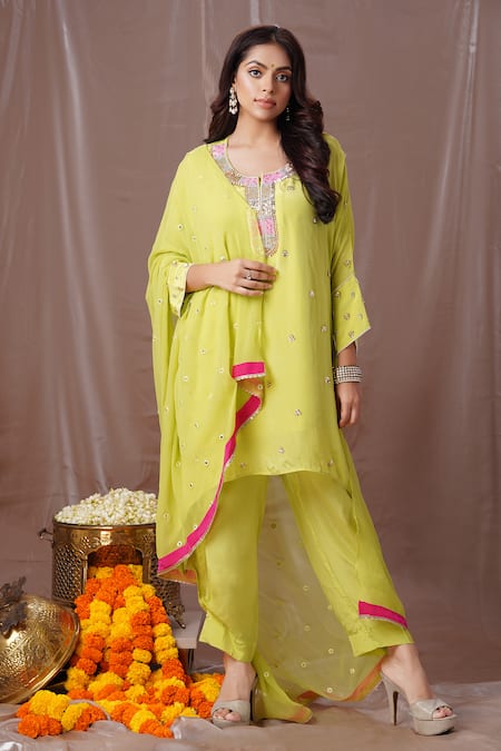 Amani Floral Sequin Embroidered Kurta Set 