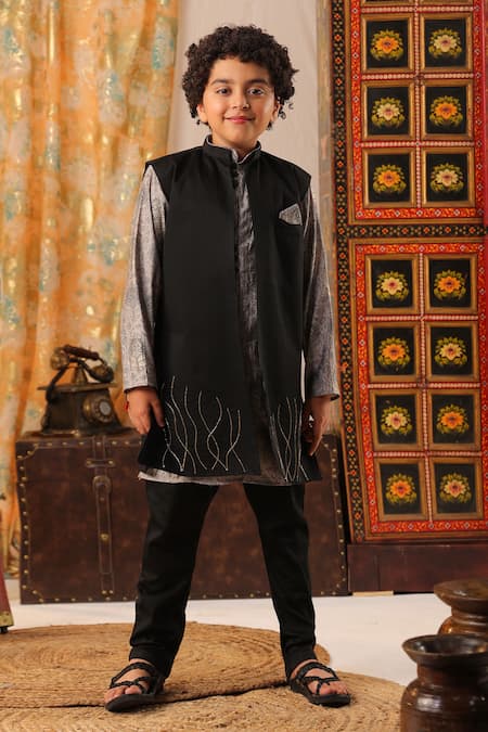 CUTE COUTURE Zardosi Embroidered Black Kurta Set 