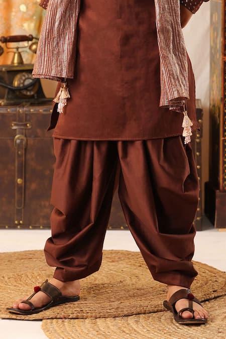 Cute Couture_Brown Cotton, Silk Embroidery, Mirrors Placket Kurta Set _Online_at_Aza_Fashions