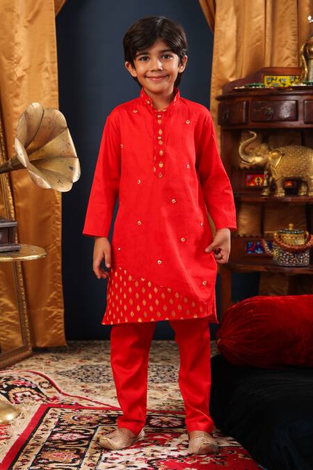 Cute Couture_Red Cotton, Silk Sequins Placket Embroidered Kurta And Churidar Set _Online_at_Aza_Fashions