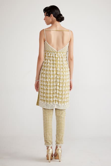 Shop Vvani By Vani Vats Green Georgette, Net Tassels, Scalloped Chandelier Pearl Drop Kurta Pant Set at Aza Fashions Shop_Vvani By Vani Vats_Green Georgette, Net Tassels, Scalloped Chandelier Pearl Drop Kurta Pant Set _at_Aza_Fashions