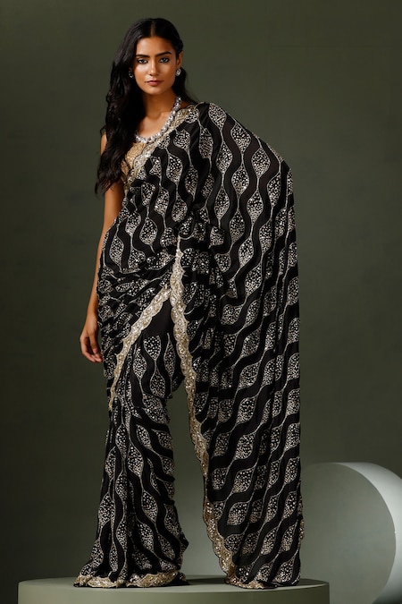 Two Sisters By Gyans Black Chinon Sequins Wave Embellished Saree With Unstitched Blouse Piece 