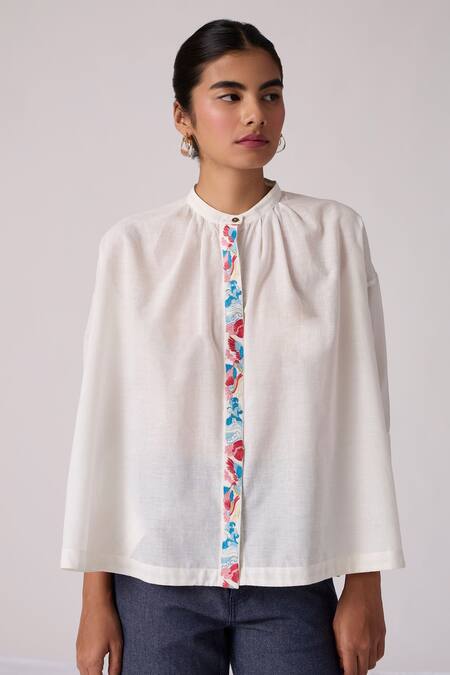 The Summer House White , Handloom Embroidery Bandeau Neck Mohar Placket Top Online at Aza Fashions The Summer House_White , Handloom Embroidery Bandeau Neck Mohar Placket Top _Online_at_Aza_Fashions