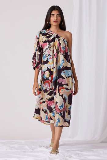 Buy The Summer House Black Chanderi One Shoulder Punai Abstract Eden Print Dress at Aza Fashions Buy_The Summer House_Black Chanderi One Shoulder Punai Abstract Eden Print Dress_at_Aza_Fashions