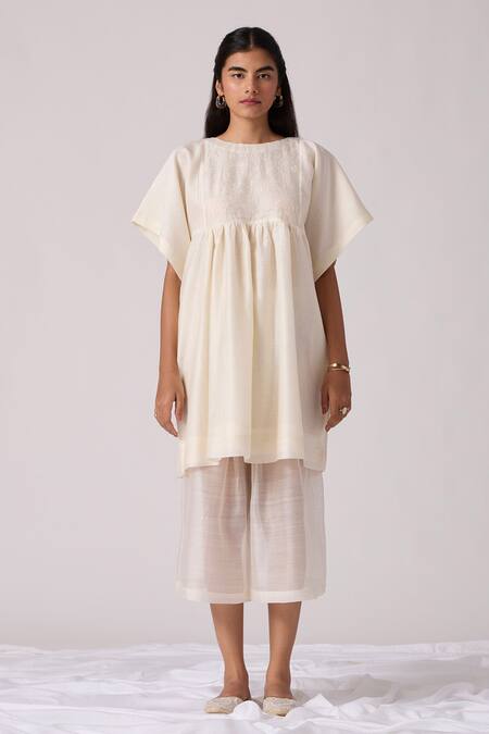 The Summer House Off White Chanderi Embroidery Round Neck Yara Hand Top And Pant Set Online at Aza Fashions The Summer House_Off White Chanderi Embroidery Round Neck Yara Hand Top And Pant Set _Online_at_Aza_Fashions