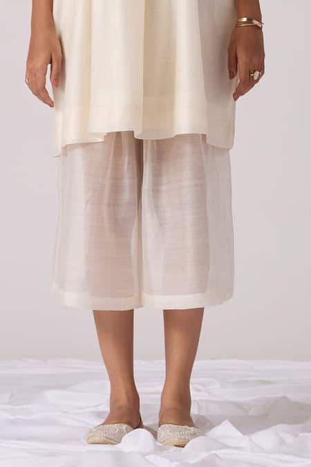 Buy The Summer House Off White Chanderi Embroidery Round Neck Yara Hand Top And Pant Set Online at Aza Fashions Buy_The Summer House_Off White Chanderi Embroidery Round Neck Yara Hand Top And Pant Set _Online_at_Aza_Fashions