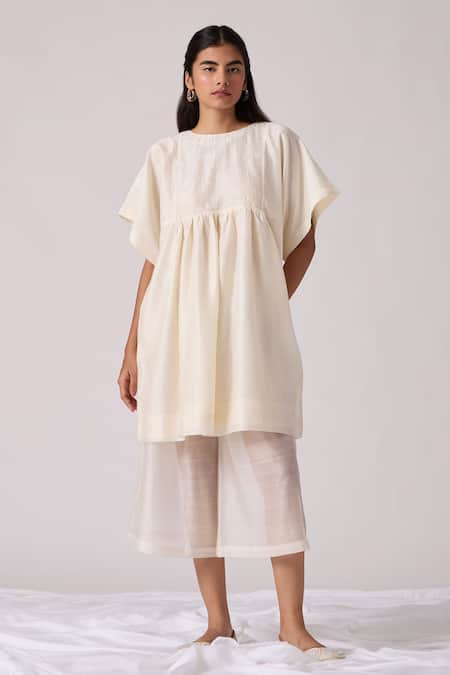The Summer House Off White Chanderi Embroidery Round Neck Yara Hand Top And Pant Set at Aza Fashions The Summer House_Off White Chanderi Embroidery Round Neck Yara Hand Top And Pant Set _at_Aza_Fashions