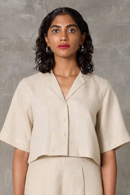 Buy_The Summer House_Beige Linen Collared Clyde Lapel Crop Shirt With Pant 