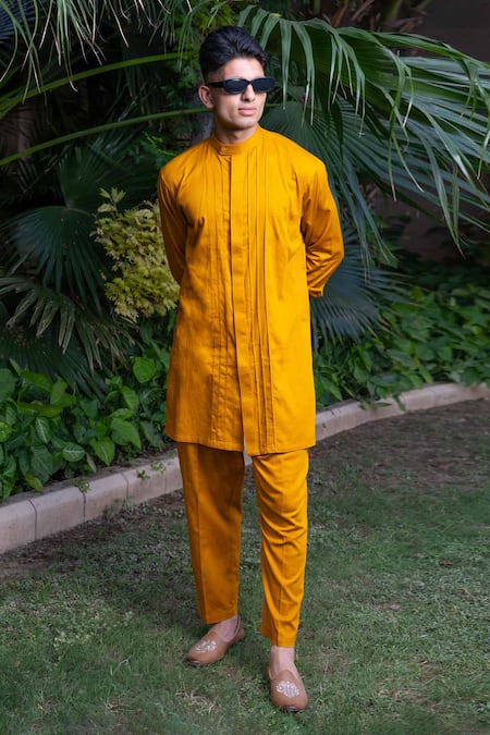 Ekavira_Yellow Cotton Plain Mandarin Collar Kurta Set _Online_at_Aza_Fashions