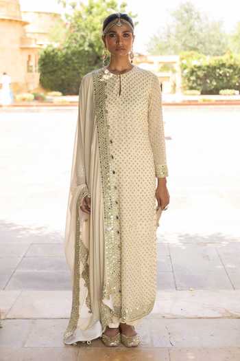 Arpita Mehta Mirror & Thread Embroidered Kurta Set 