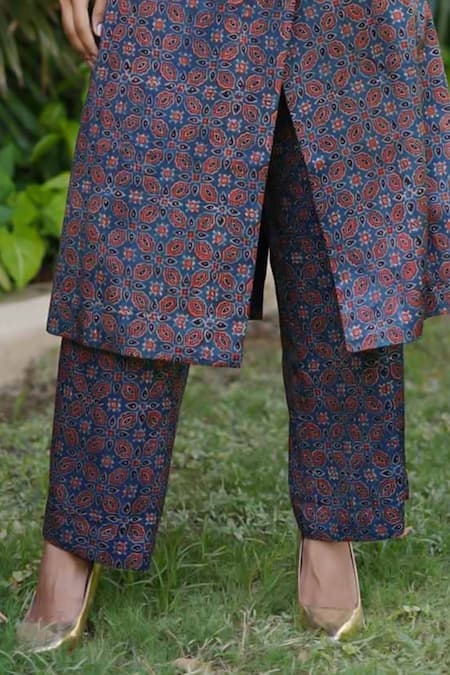 Buy_Ekavira_Blue Maheshwari, Cotton Studs, Neelam Hand Block Print Trench Coat And Pant Set _Online_at_Aza_Fashions
