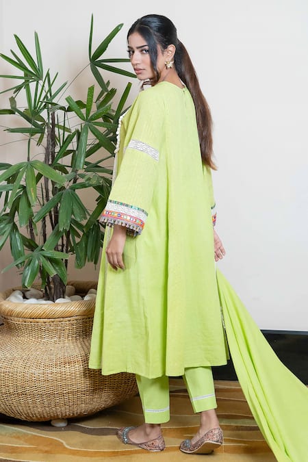 Shop Ekavira Green Cotton Mirrors, Lace Round Neck Jashna Embroidered Kurta Pant Set at Aza Fashions Shop_Ekavira_Green Cotton Mirrors, Lace Round Neck Jashna Embroidered Kurta Pant Set _at_Aza_Fashions