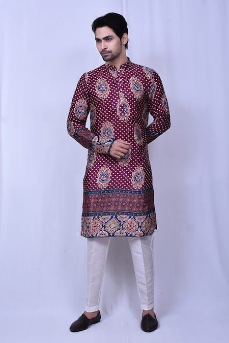 Arihant Rai Sinha Cotton Silk Bandhani Print Kurta Set 