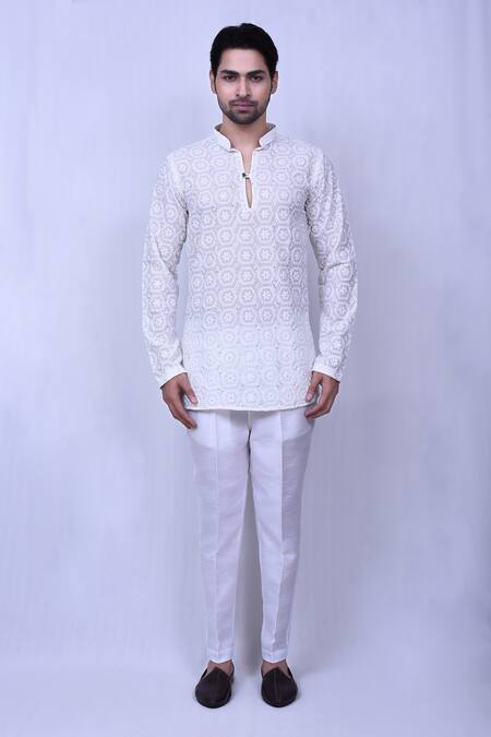 Arihant Rai Sinha_White Cotton Embroidery Geometric Floral Pattern Chikankari Short Kurta_Online_at_Aza_Fashions