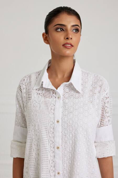 Pallavi Kandoi White Cotton Collared Schiffli Pattern Midi Dress at Aza Fashions Pallavi Kandoi_White Cotton Collared Schiffli Pattern Midi Dress _at_Aza_Fashions