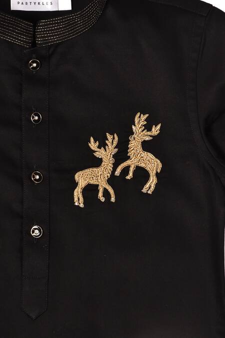 Partykles_Black Cotton, Silk Embroidery Thread Kurta Set _Online_at_Aza_Fashions