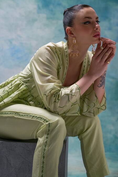 Sakshi Khetterpal_Green Chanderi Embroidery Round Neck Sleeve Jacket Pant Set _Online_at_Aza_Fashions