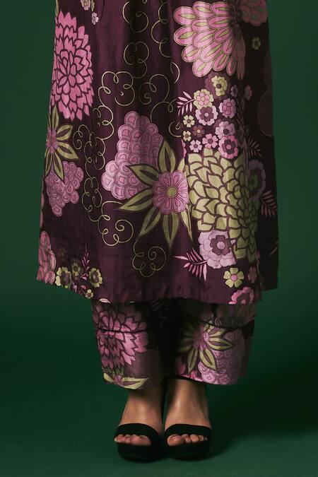 Buy Arte-Alter Purple Silk Embroidery V-neck Dianthus Floral Hand Print Kurta And Pant Set Online at Aza Fashions Buy_Arte-Alter_Purple Silk Embroidery V-neck Dianthus Floral Hand Print Kurta And Pant Set _Online_at_Aza_Fashions