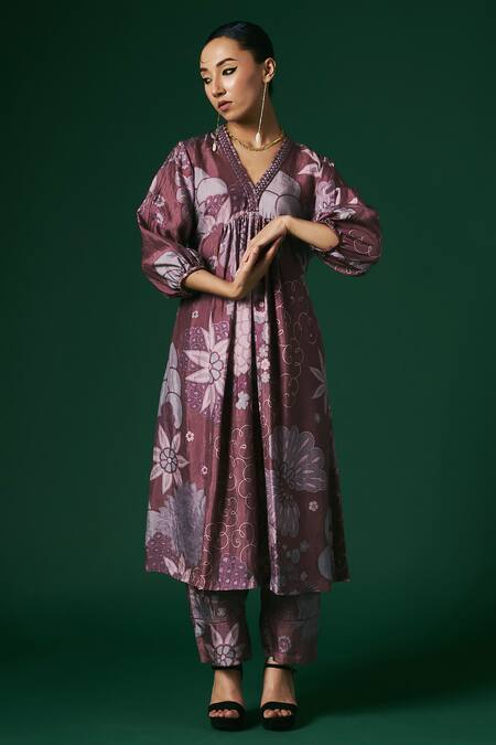 Arte-Alter_Purple Silk Embroidery V-neck Geranium Floral Hand Print Anarkali And Pant Set _Online_at_Aza_Fashions